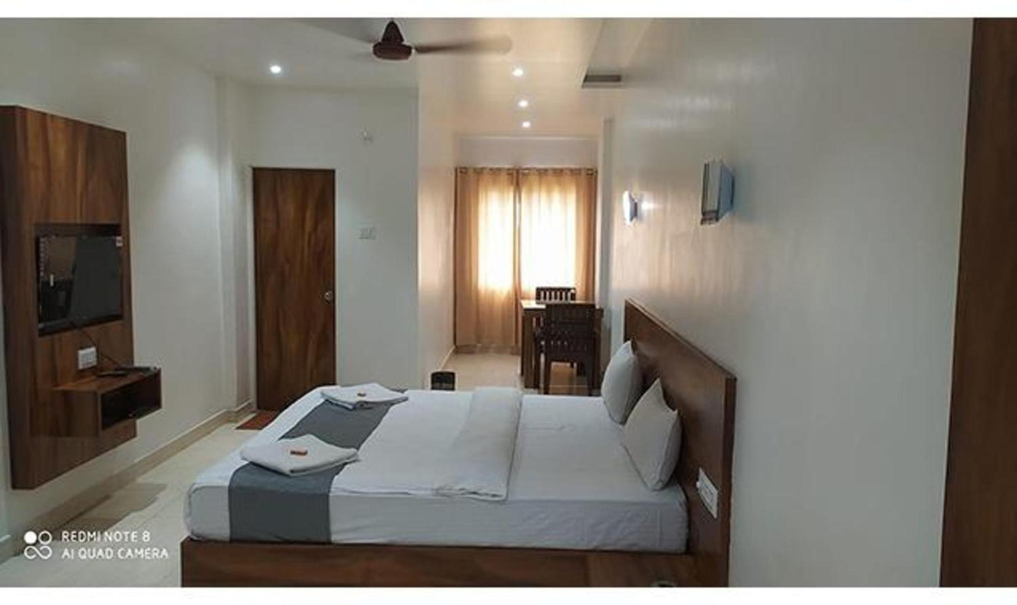 Fabhotel Omkar Pride Pune Exterior foto